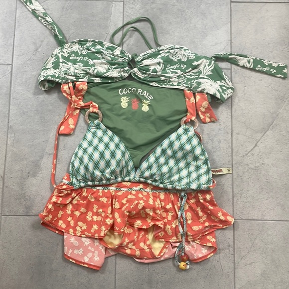 Coco Rave Other - Coco Rave 4 piece bathing suit